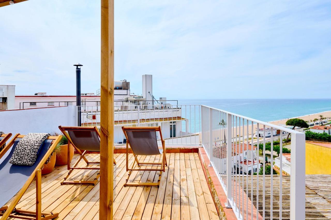 El Rancho At The Beach Бланес Экстерьер фото
