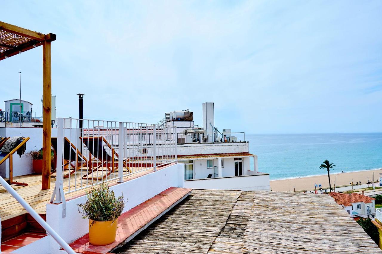 El Rancho At The Beach Бланес Экстерьер фото